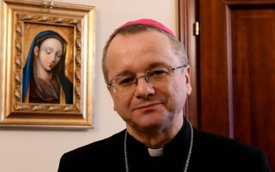 Bp. Lityński: Życzenia z okazji Dnia Kobiet